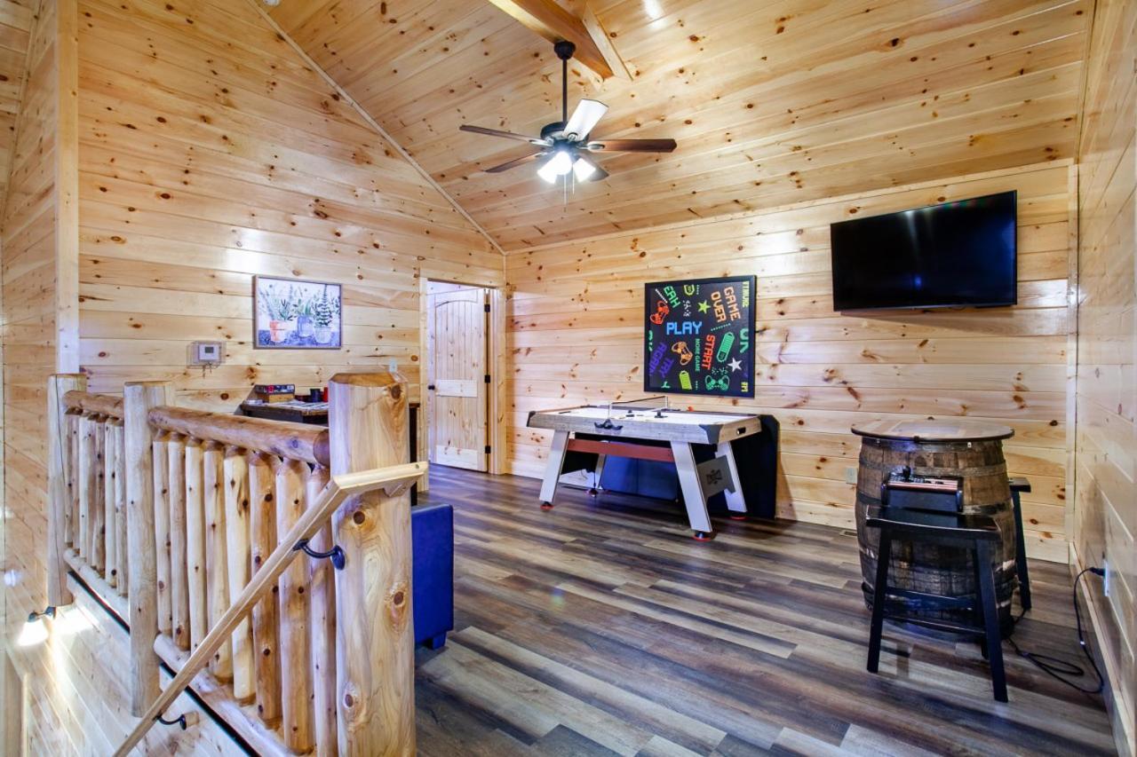 Swimming Bears Lodge 1 With Indoor Pool And Hot Tub Pigeon Forge Kültér fotó